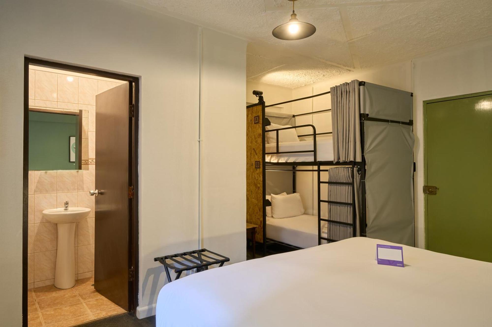 Hotel Selina Saphi Cuzco Esterno foto
